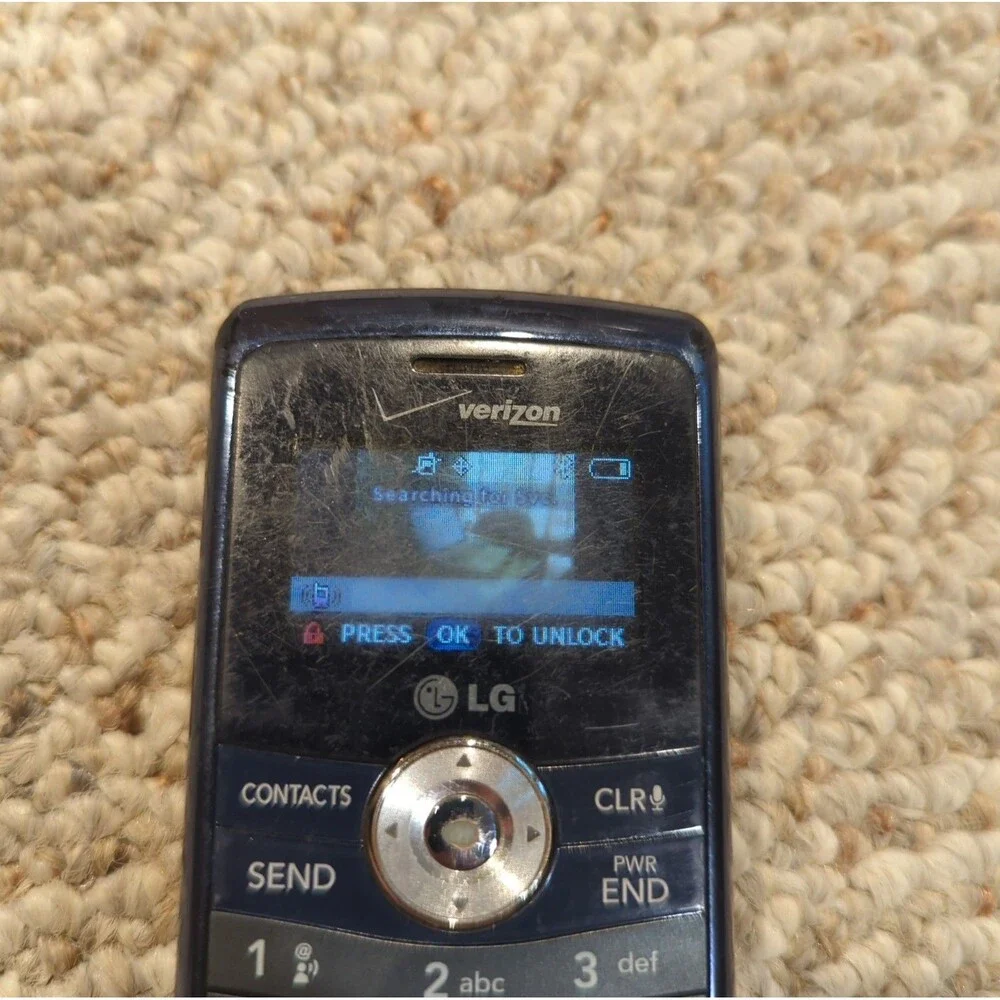 LG Ellipse EnV3 VX9200 Dual Display Keyboard Flip Cell Phone